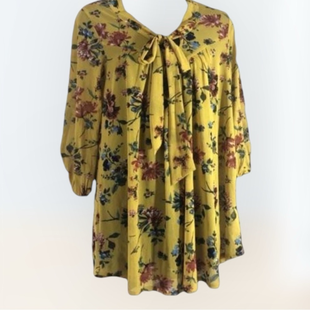 3 for $7 SALE Floral Yellow Women's Blouse
